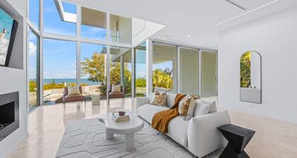 Luxury Beach House with Bay Views and Pool