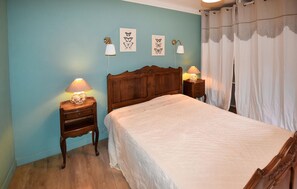 2 soverom, reiseseng for barn, wi-fi (inkludert) og sengetøy