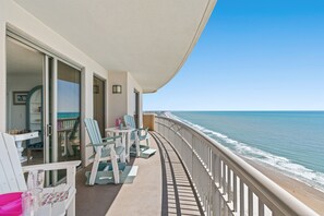 Property grounds - Margate 2707 Oceanfront Prof. renovated (Myrtle Beach)
