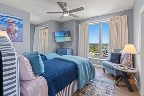 4 bedrooms, desk, iron/ironing board, free WiFi
