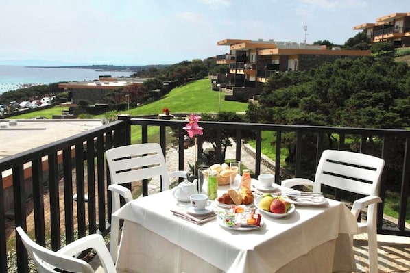 Classic Double Room, Sea View | Terrace/patio - Hotel in Stintino 50 mt from the sea (Stintino)