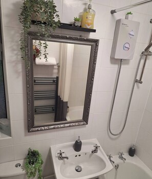 Apartamento, 1 quarto, acessível | Banheiro