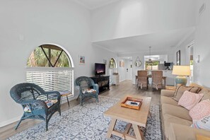 Televisión, oficina