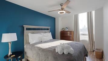2 bedrooms, desk, iron/ironing board, travel crib
