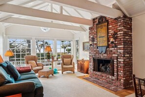 تلفزيون، مدفأة