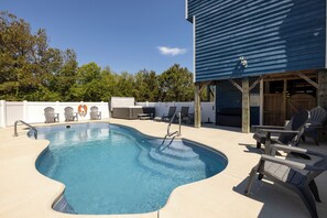 Beheizter Pool