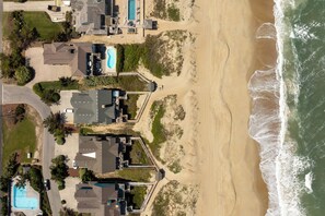 On the beach - Direct Oceanfront Access*Hot Tub*Neighborhood Pool (Nags Head)