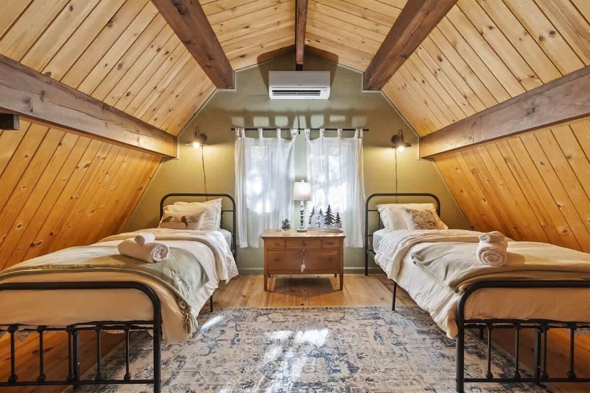 2 slaapkamers, reisbedje, wifi, beddengoed