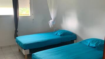 Blackout curtains, iron/ironing board, free WiFi