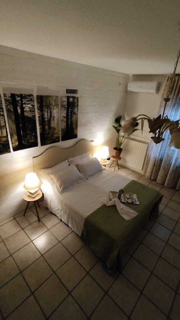 1 bedroom, WiFi, bed sheets - Maison Lido Silvana - deluxe villa a few steps from the sea (Monti D'arena-bosco Caggione)