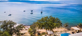 Holiday Home Amber Luxury in Atea Resort, Njivice