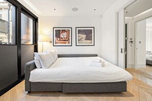 3 bedrooms, iron/ironing board, travel cot, free WiFi
