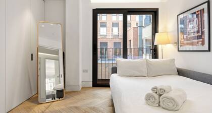 âïž Central A/C | đ King | đ FlexPolicy | â° EarlyDrop | đ Balcony | đ§Œ W/D