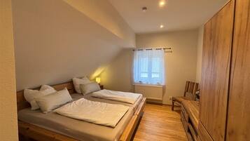 2 chambres, lit parapluie, Wi-Fi, draps fournis