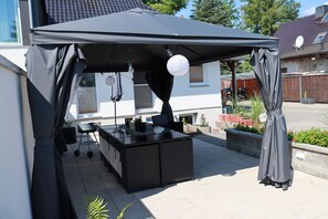 Outdoor dining - Vacation at the beautiful Wusterwitz Lake with lots of greenery, ideal for nature lovers (Wusterwitz)