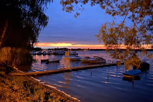 Marina