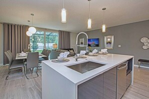 Interior - Beautiful 4BD home, Themed, Pool and Grill (4417) (Kissimmee)