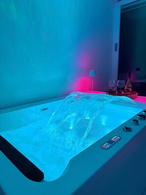 Interior - ANGEL SUITE 2 Cozy apartment with attention to detail (Selva di Fasano)