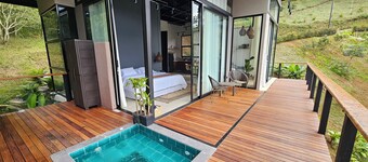 The Song of the Birds - Cabaña Yarumo