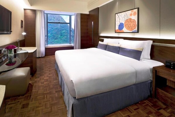 2 bedrooms, iron/ironing board, WiFi