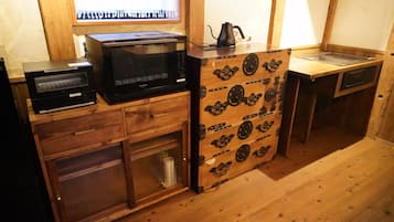 Comfort House, 1 Bedroom, Non Smoking | Microwave