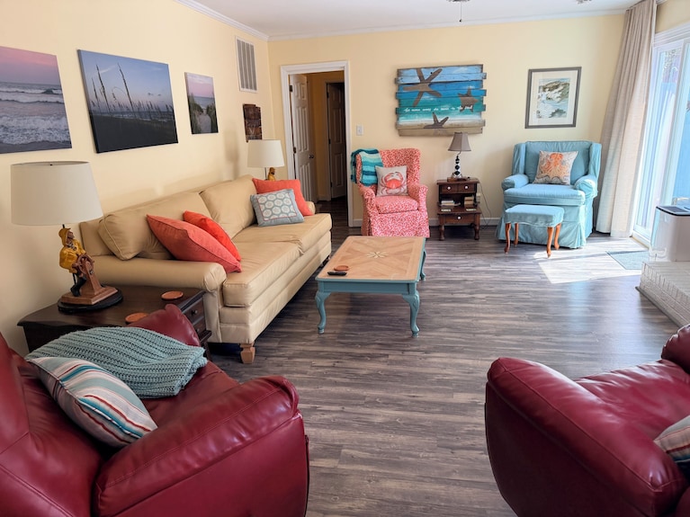Cosgrove's Cove In Tranquil Pine Knoll Shores Very Close To The Beach. - Atlantic Beach, NC