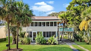 Exterior - Holly Haven 1706: 5  BR, 3.5  BA House in North Myrtle Beach, Sleeps 16 (North Myrtle Beach)