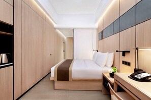 Cribs/infant beds