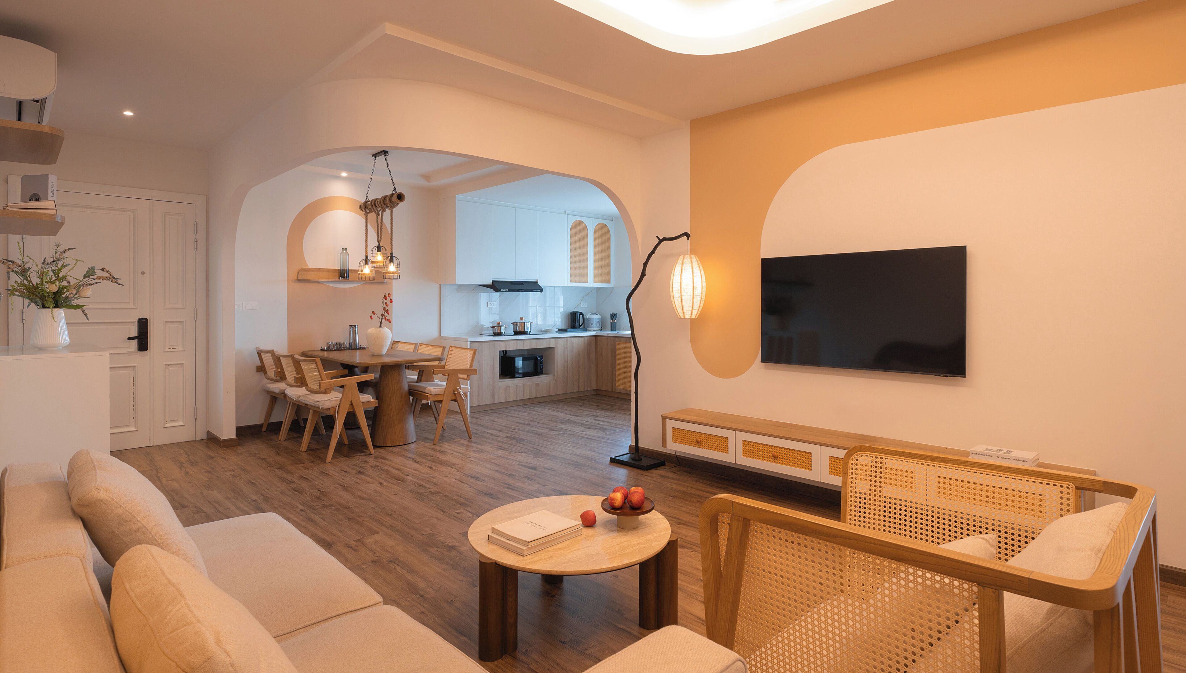 Premier Apartment, City View | Living area