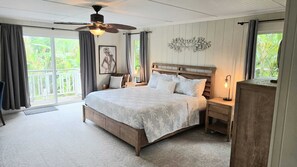 5 habitaciones, tabla de planchar con plancha y cuna de viaje