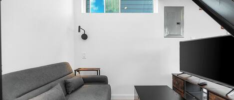 Apartment, 1 Double Bed, Kitchenette | Living area | 40-inch flat-screen TV with digital channels