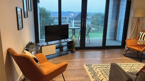 Apartment | Living area | TV