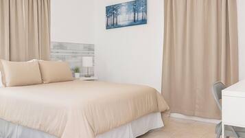 4 bedrooms, desk, WiFi, bed sheets