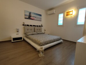 2 habitaciones, tabla de planchar con plancha y wifi gratis 
