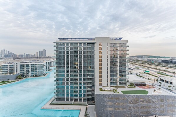 Exterior - Glimpse of Burj Khalifa 1BR, District 1 Phase 3 Residences 12, MBR City (Dubai)