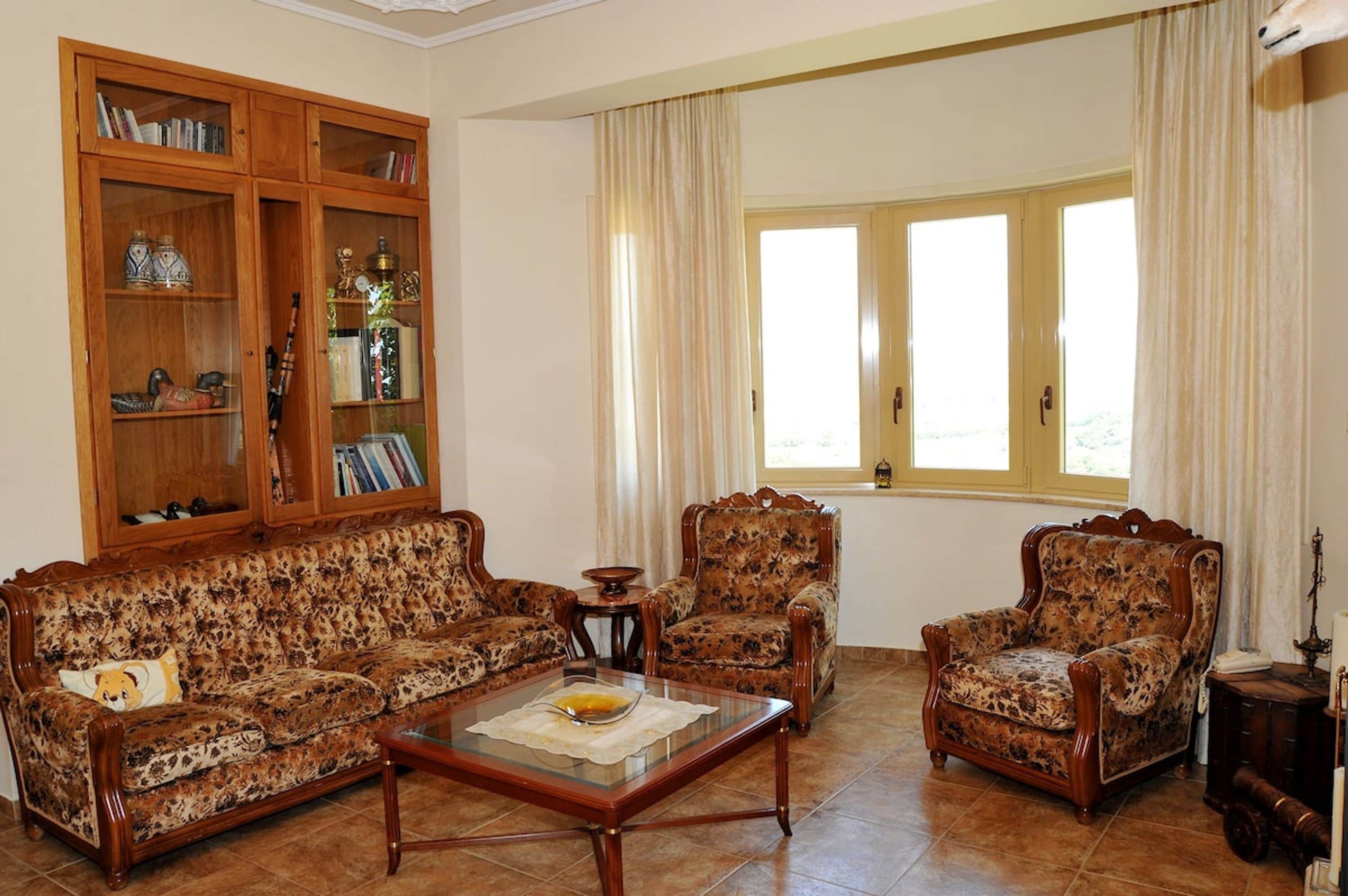 Villa | 4 bedrooms, desk, soundproofing