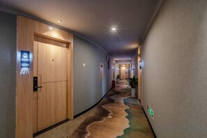 Unclassified image, 2 of 21, button - Juban Hotel (Hefei Yaohai Wanda Station Tang Subway Station Store) (Hefei)