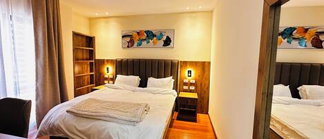 2 chambres, fer et planche à repasser, Wi-Fi