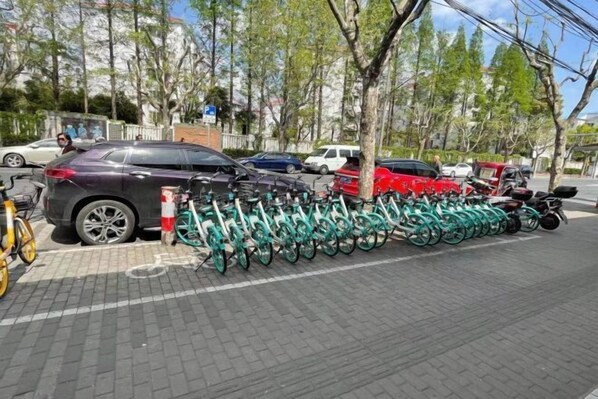 Property grounds - 99 Inn Preferred Hotel (Shanghai Wulian Road Subway Station) (Shanghai)