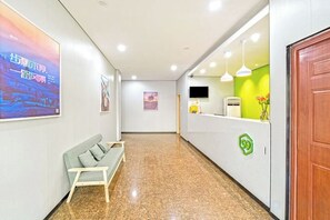 Unclassified image, 5 of 27, button - 99 Inn Preferred Hotel (Shanghai Wulian Road Subway Station) (Shanghai)