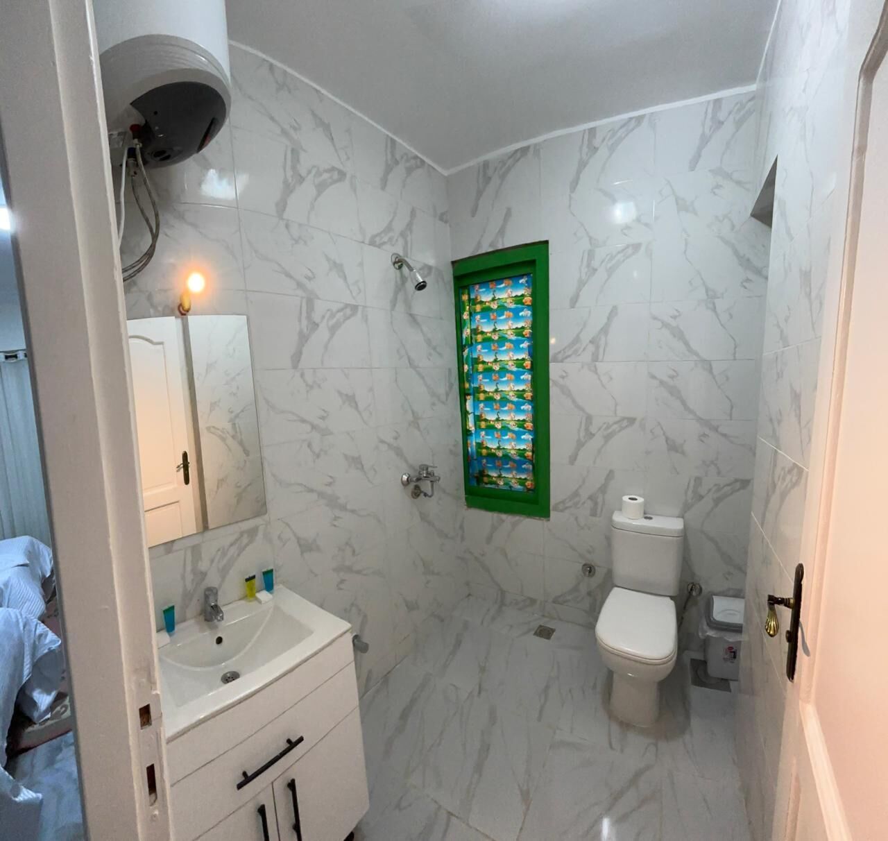 Comfort Room, City View | Bathroom | Free toiletries, towels, soap, shampoo