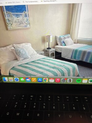 2 bedrooms, WiFi, bed sheets