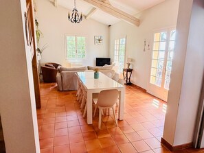 Dining - Authentic family home "La Pinède" Sea view (Ensuès-la-Redonne)