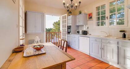 Maison âLa PinĂšdeâ authentique & familiale Vue Mer