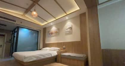 Lizun Select Hotel (Hebi Liyang Road Branch)