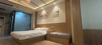 Lizun Select Hotel (Hebi Liyang Road Branch)