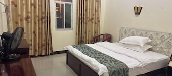 Guangnan Qiyiyuan Hotel