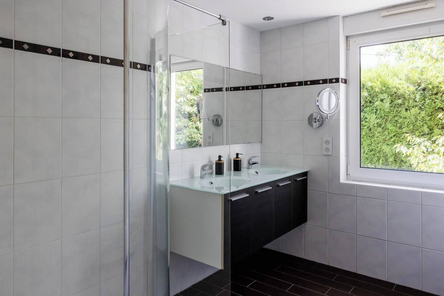 Een douche, een haardroger