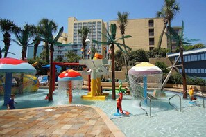 Children's area - Oceanfront Coral Beach 602- 1BR/1BA- Pools (Myrtle Beach)