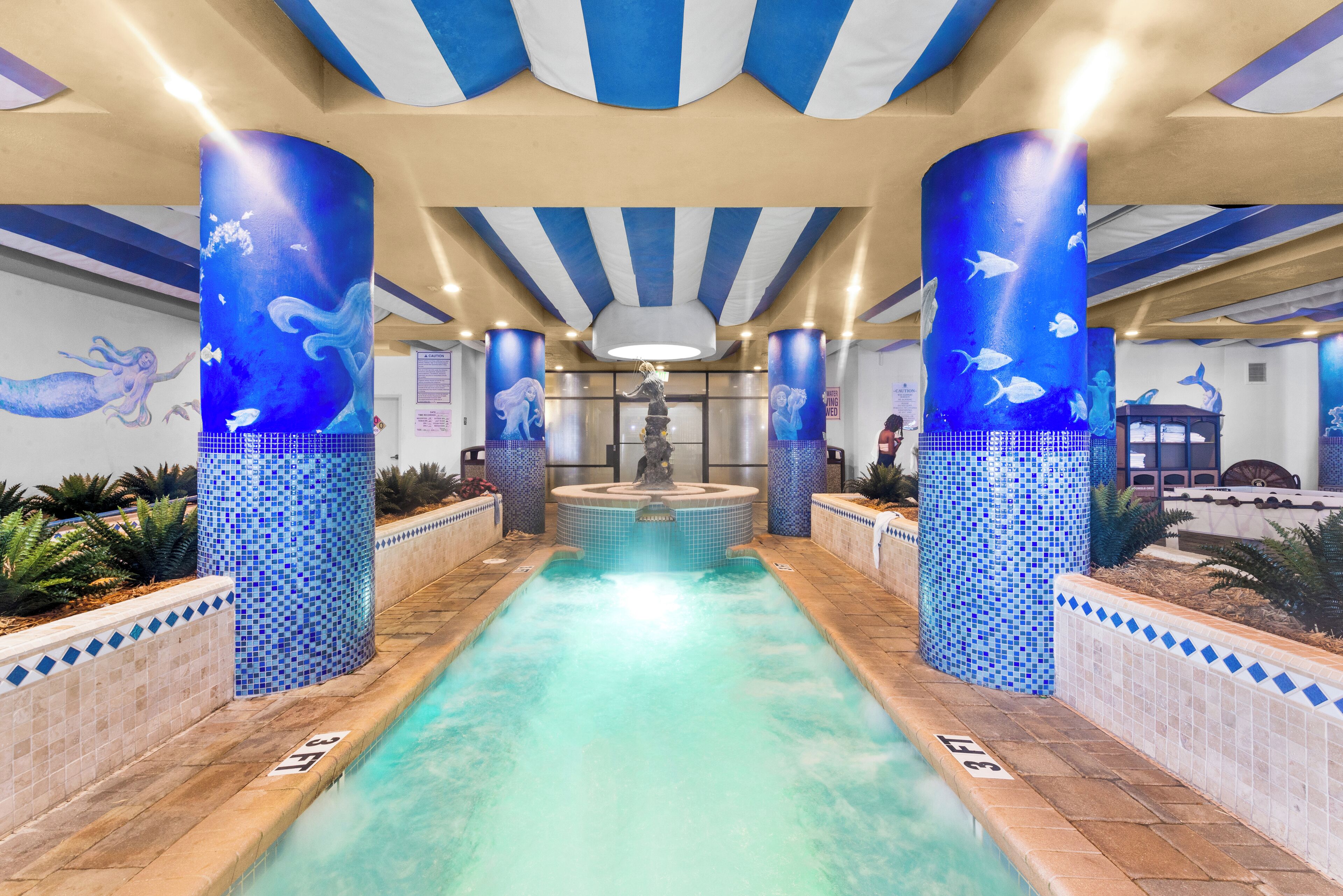 Indoor pool, outdoor pool